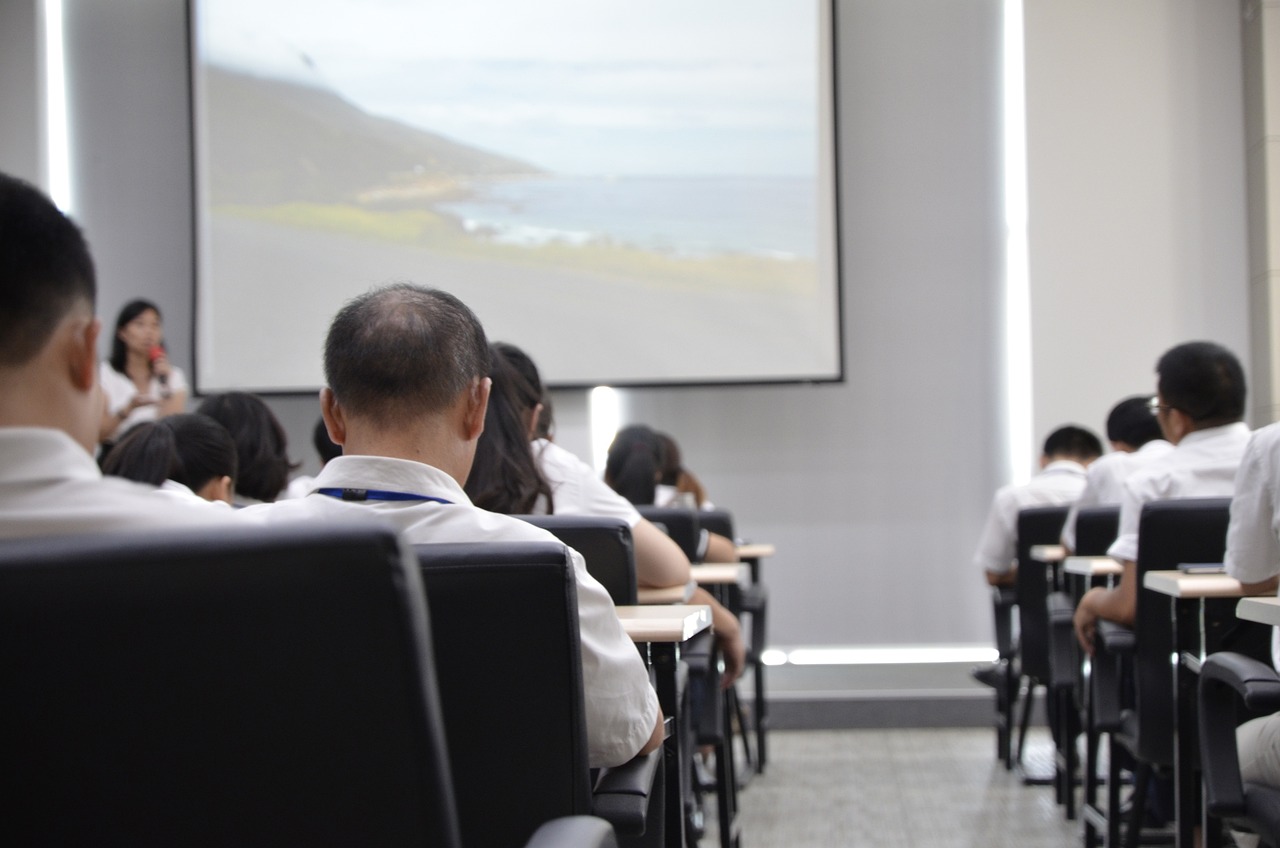 融学官方下载最新，高效学习的探索与体验门户